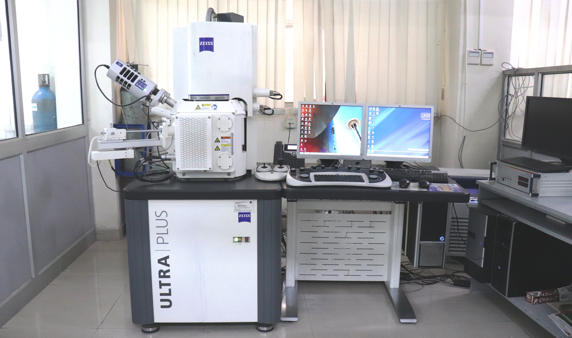 Field Emission Scanning Electron Microscope_Zeiss Ultra Plus